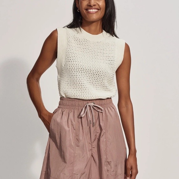 Varley Size M  Ralph Woven Short - Picture 9 of 9